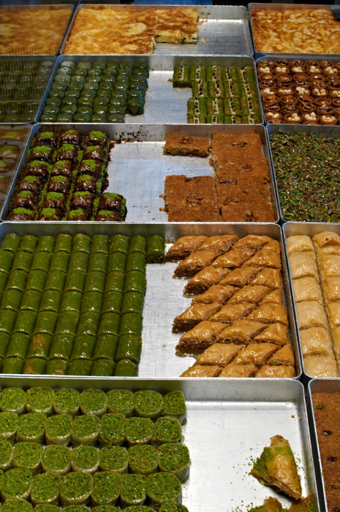 petite pause BAKLAAAAAVAS (& Co), 3 millions de calories la bouchée (mais comment je vais faire pour m'en passer...???)
